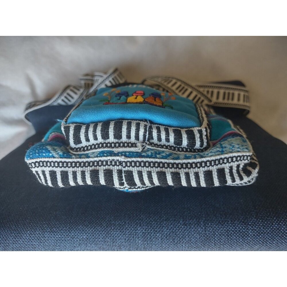 ECUADOR HAND CRAFTED BOHO CROSS BODY BAG Small Lovely Woven 5"x6" LONG STRAP EXC - Picture 6 of 7
